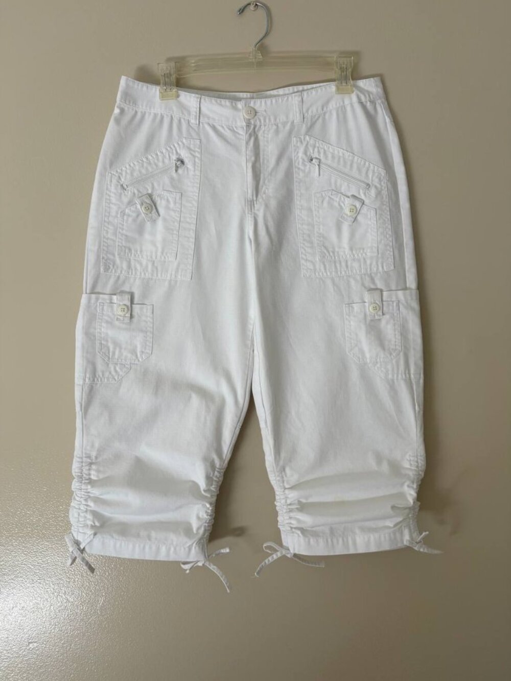 White Textured Capri Pants Cropped Straight Leg